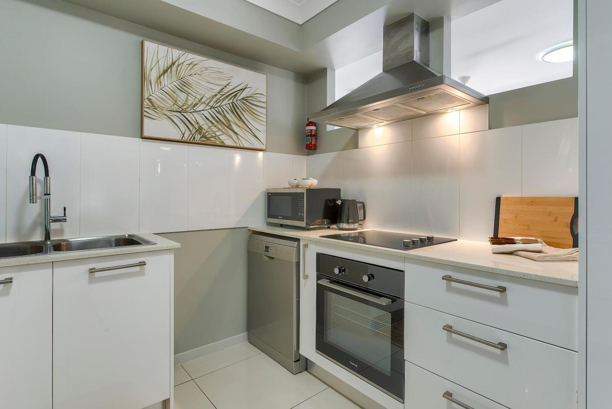 Experience Stylish Apartment *